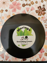 Load image into Gallery viewer, SoFreshSmells Smoothing Cream Moringa