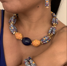 Load image into Gallery viewer, Glass Bead Necklaces