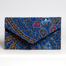 Load image into Gallery viewer, African Fabric Clutch Purses
